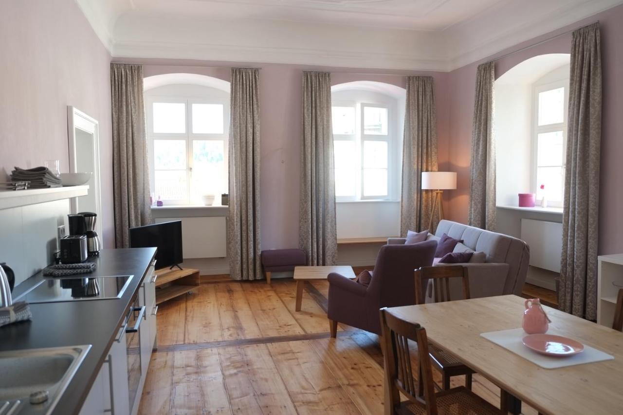 65Qm Wohnung Klosterblick Im Historischen Pfarrhaus Pielenhofen Экстерьер фото
